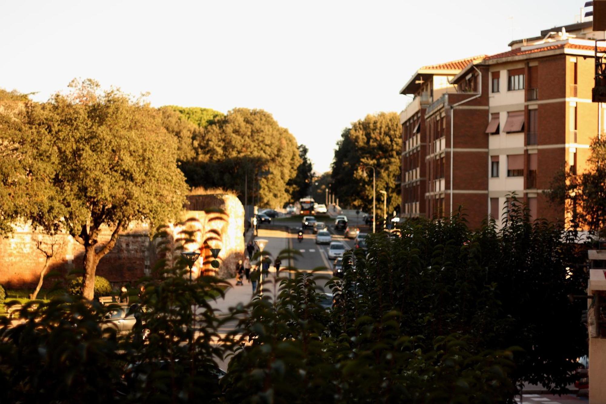 A Due Passi Dal Treno Apartman Pisa Kültér fotó