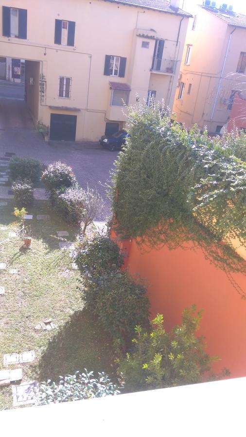 A Due Passi Dal Treno Apartman Pisa Kültér fotó